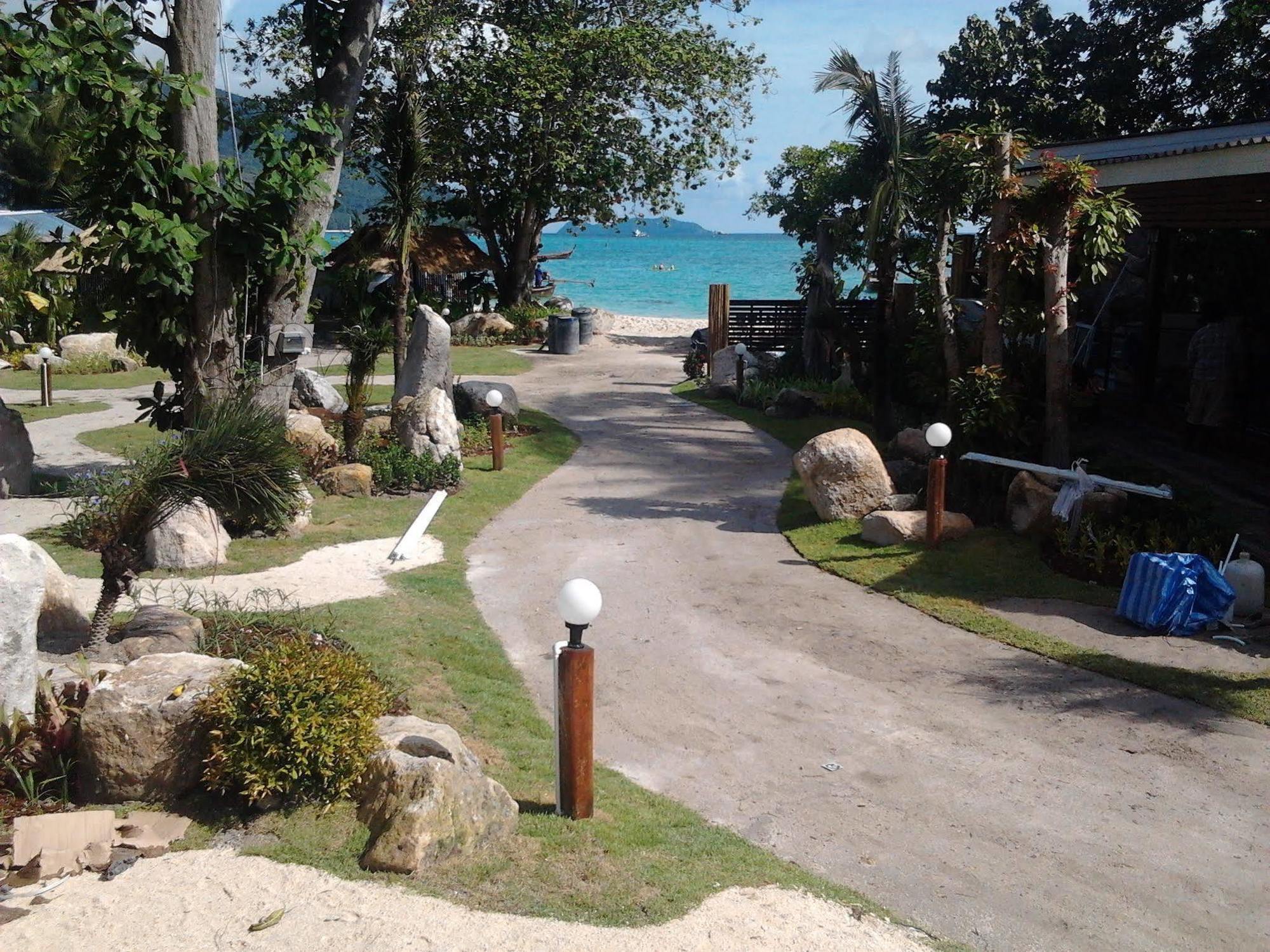 Kathalee Beach Resort & Spa Lipe-sziget Kültér fotó